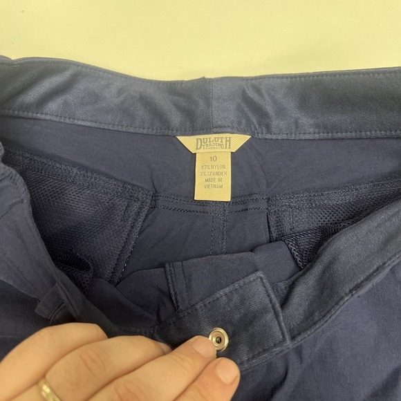 Duluth Size 10 Blue women's‎ shorts Nylon Flex - Picture 3 of 4